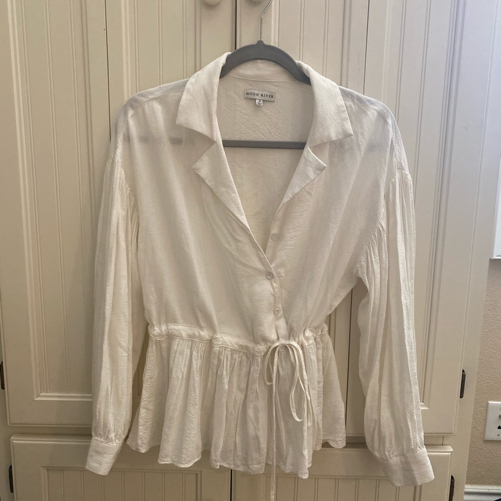 Moon River White Overlapped Button Up Top
